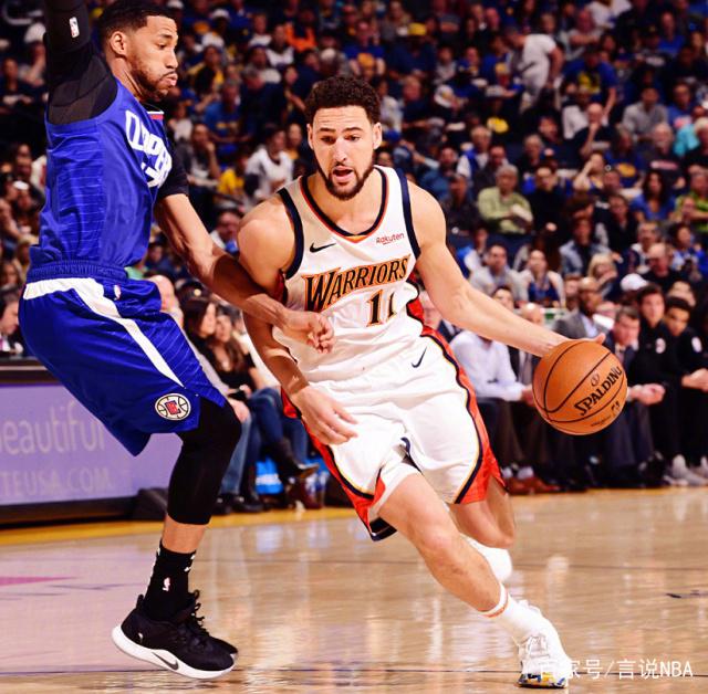 球迷的距离 球迷的距离