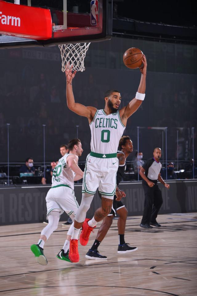 在这个竞争 在这个竞争