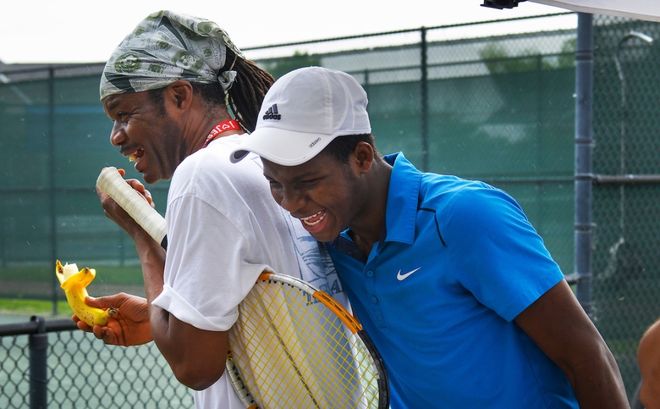 国队继续突 国队继续突