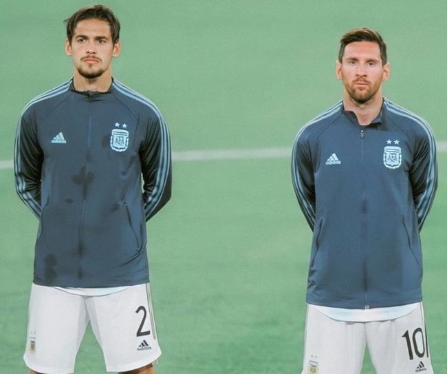 一是阵型由 一是阵型由